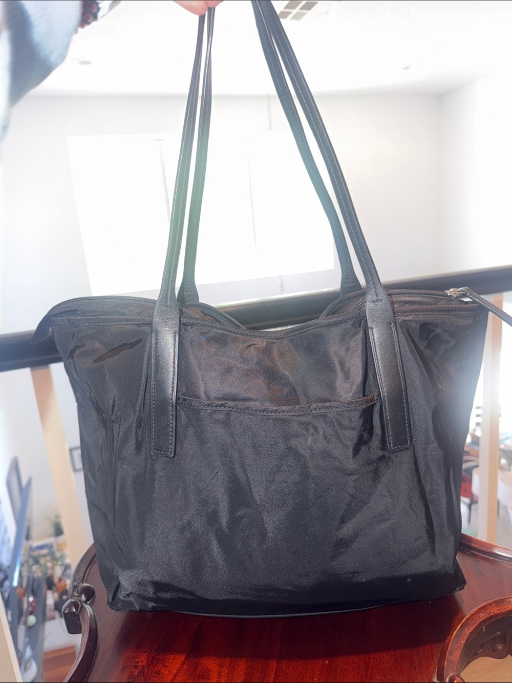 Tumi Voyager Black Nylon Duffel Bag with Leather Handles - Picture 2 of 3